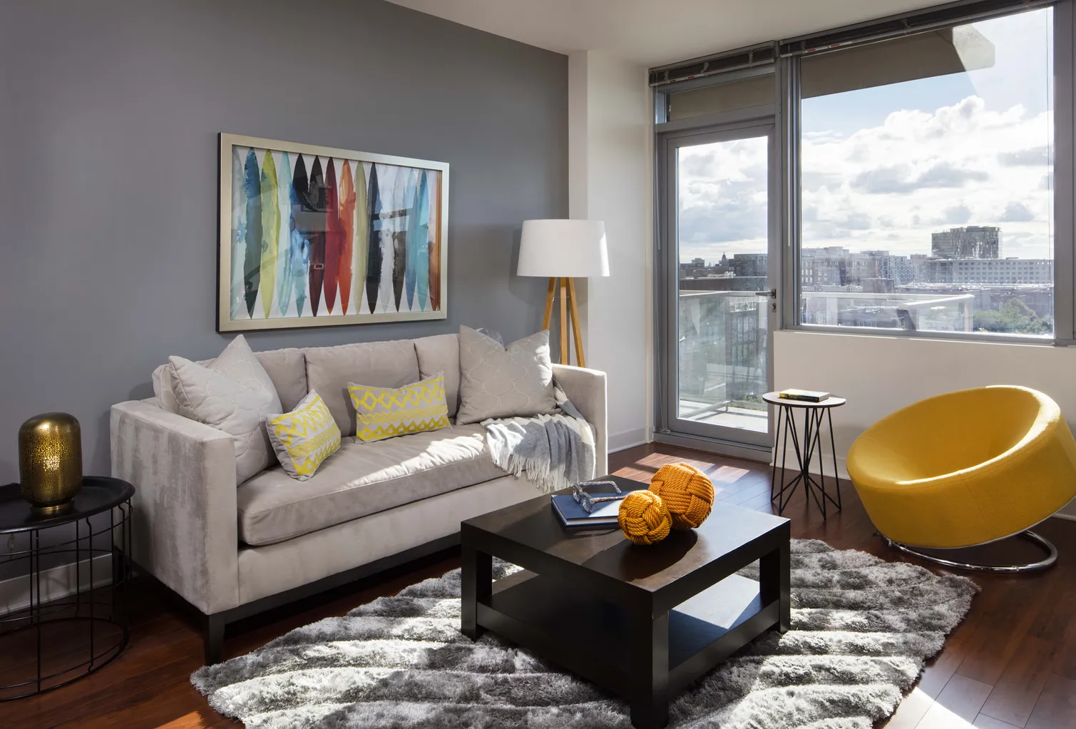 1225 Old Town Apartments