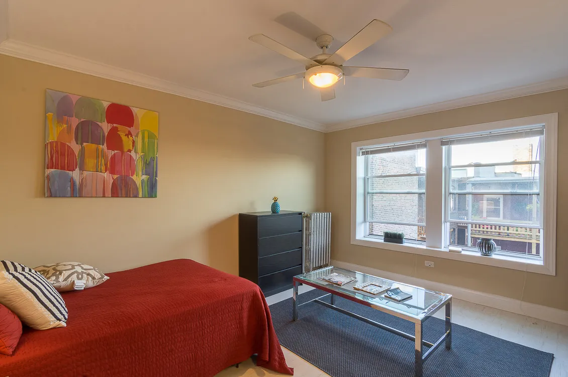 1246 West Pratt Apartments