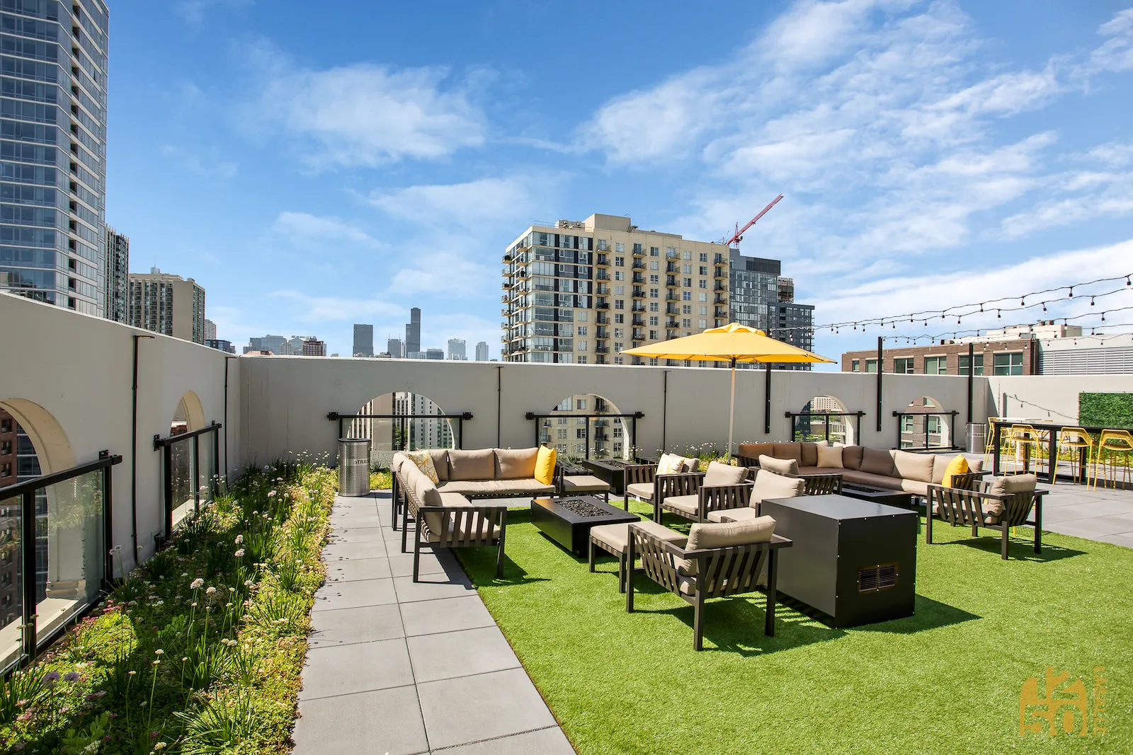 1250 North LaSalle Apartments