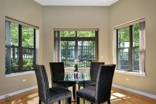 1250 South Indiana Apartments