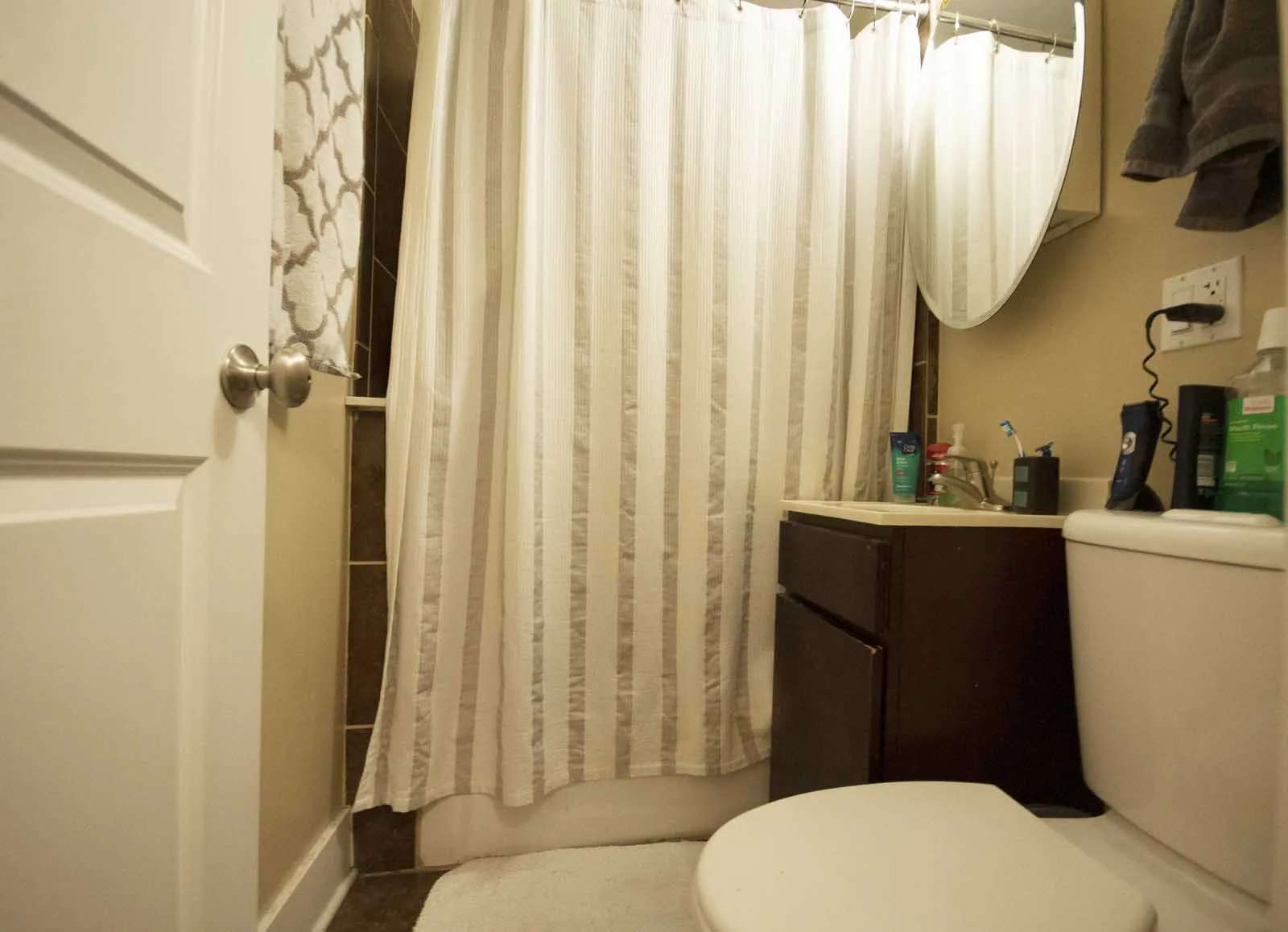 vintage exterior of 11 West Division Apartments in the Gold Coast Chicago