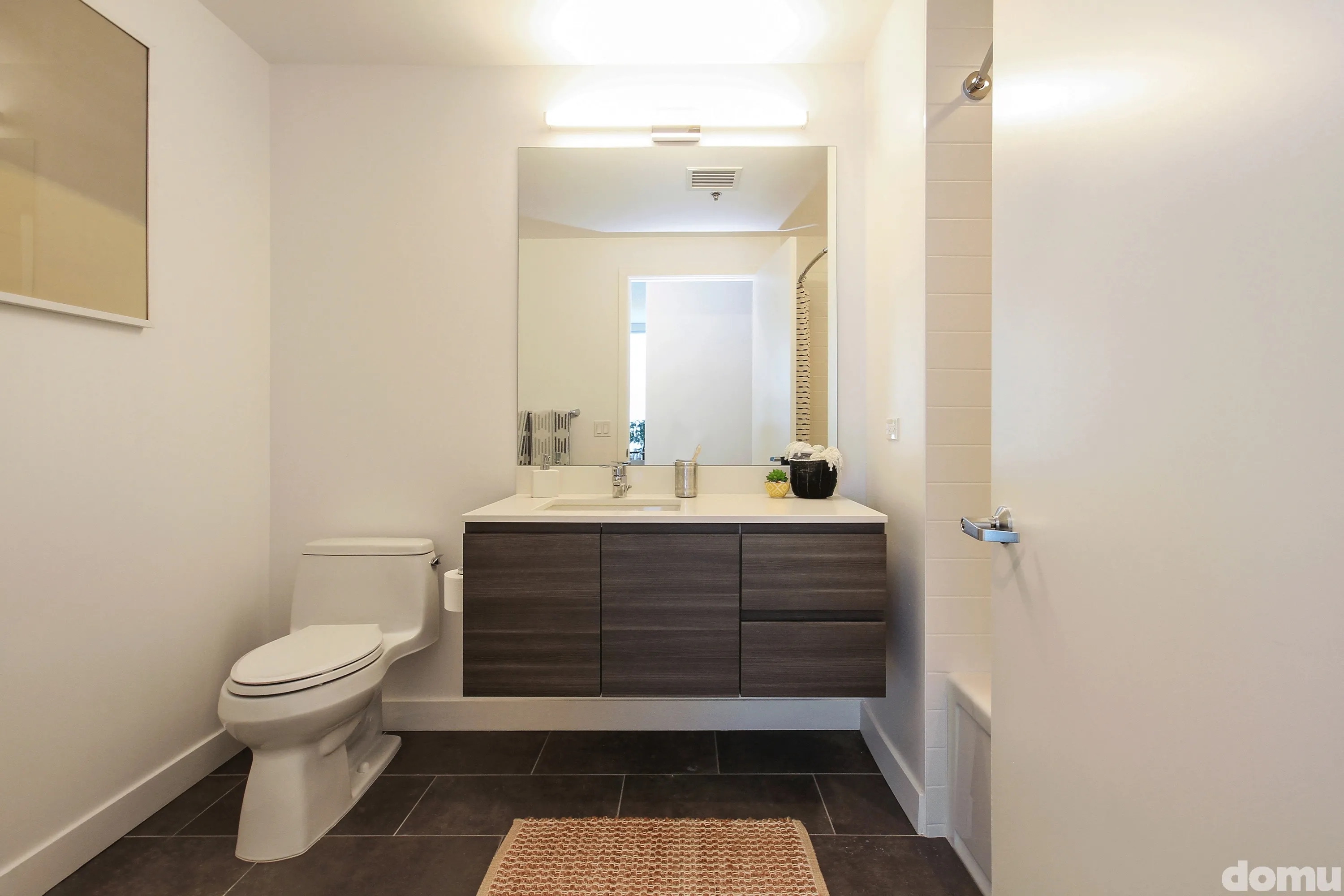 Hubbard221 Apartments