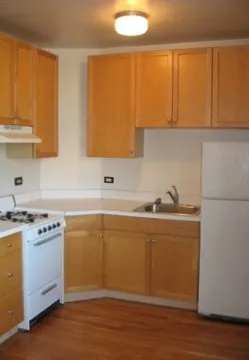 Racine Waveland Apartments