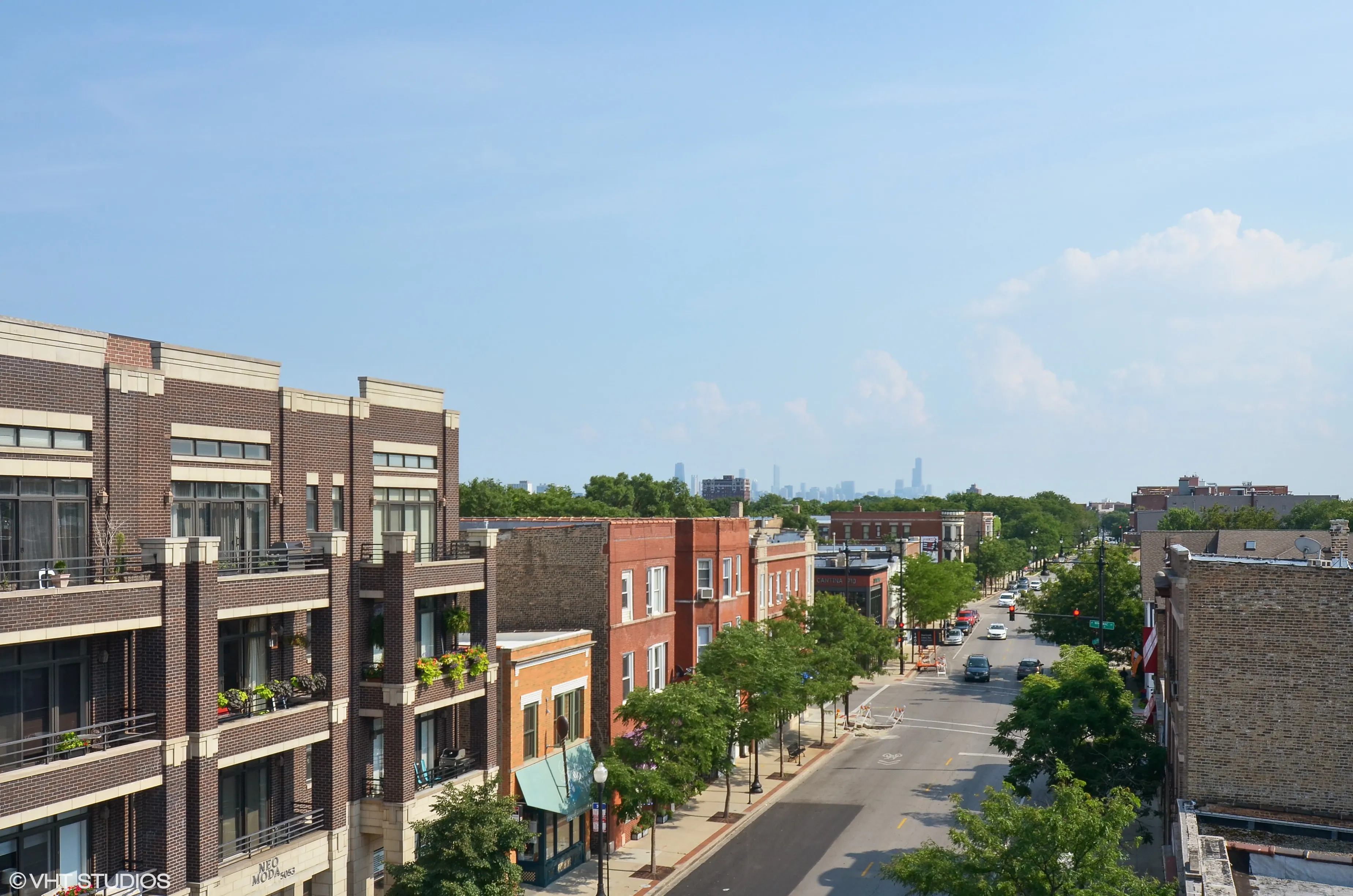 1507 W CARMEN AVE 60640-Carmen Luxury Apartments-unit#3E-Chicago-IL