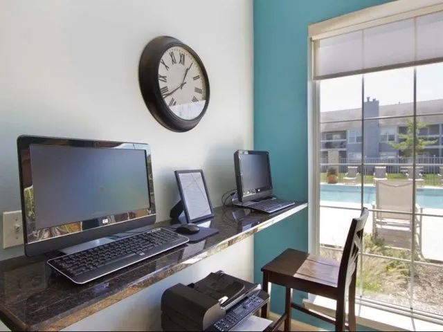 Brookdale Lakes Apartments