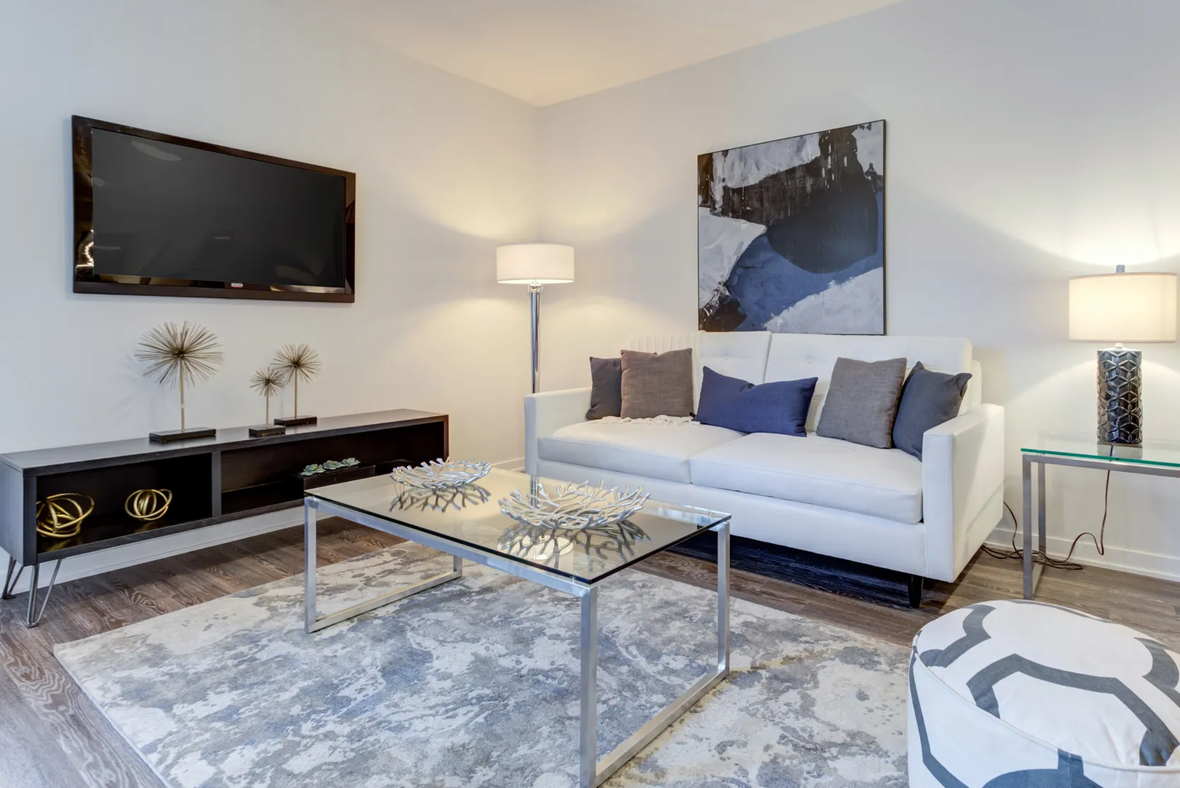 1325 North Wells Apartments