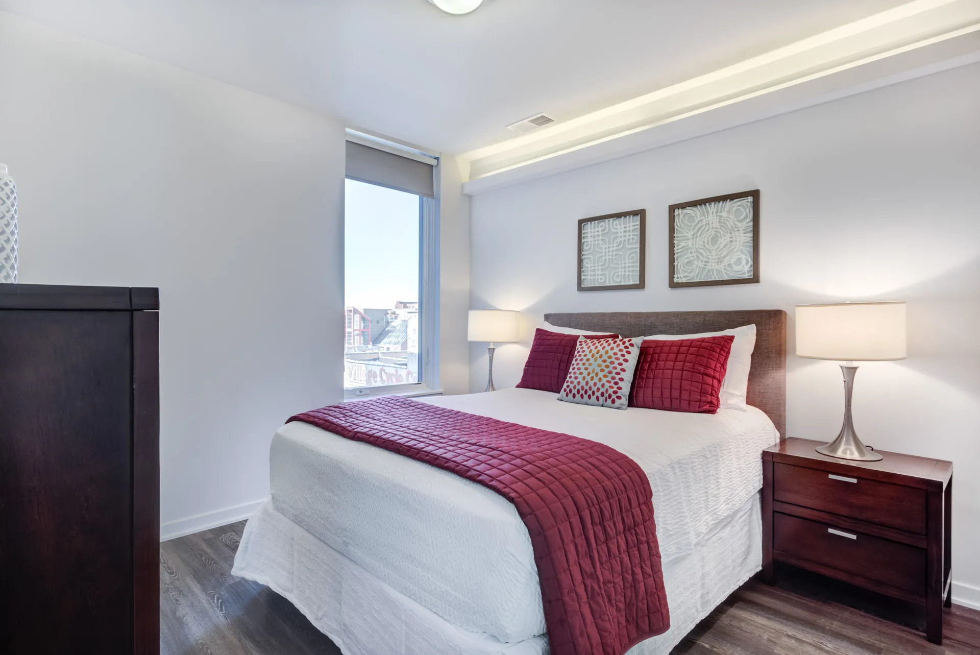 1325 North Wells Apartments