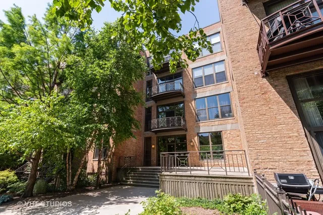 1330 W Monroe Lofts