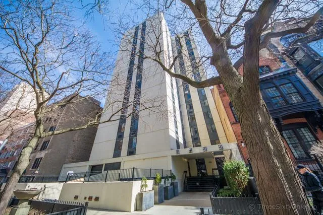 1339 North Dearborn Apartments
