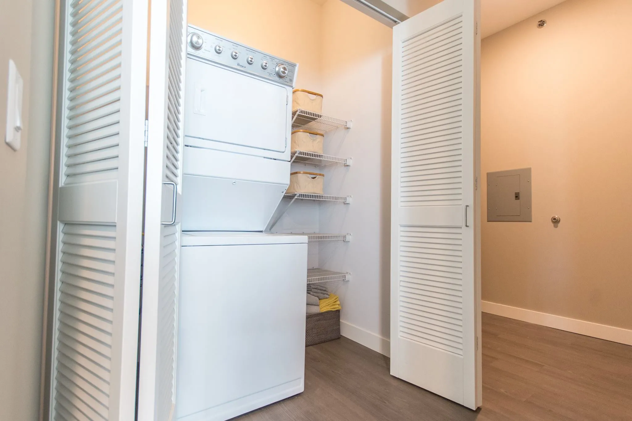 living room and skyline view at 1000 South Clark Apartments