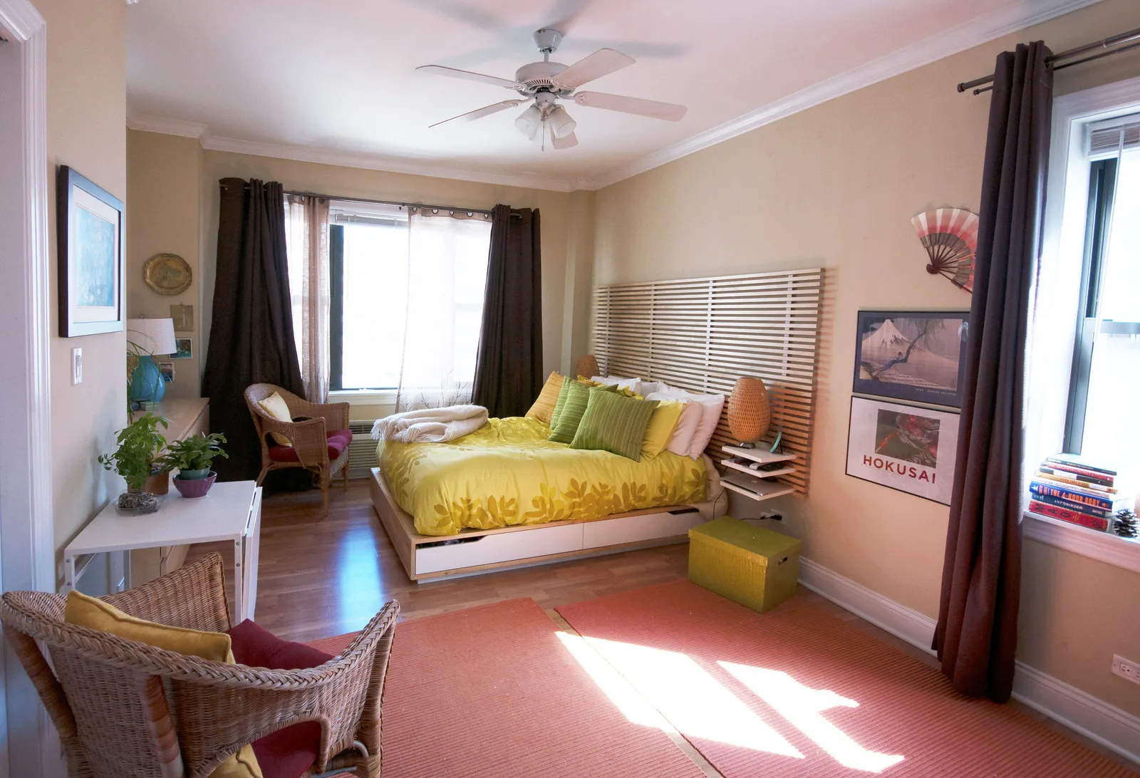 master bedroom at 211 E Delaware Apartments in the Gold Coast Chicago
