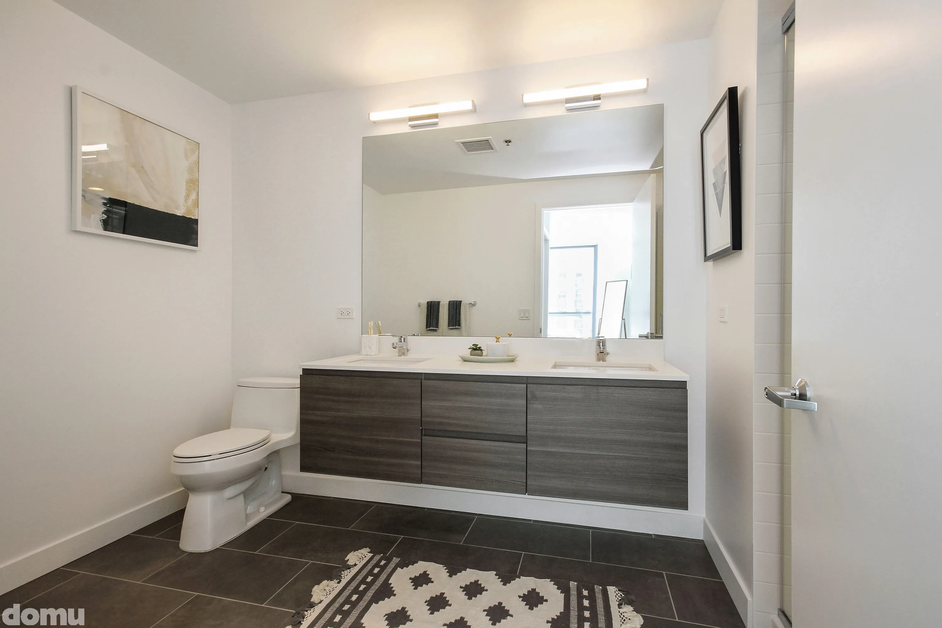 Hubbard221 Apartments