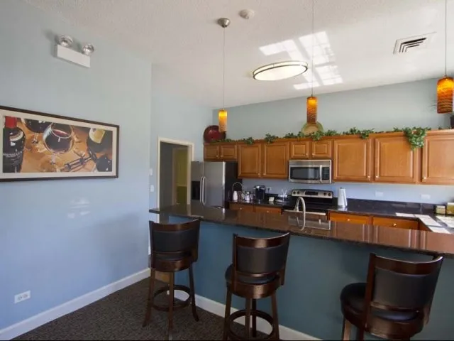 Brookdale Lakes Apartments