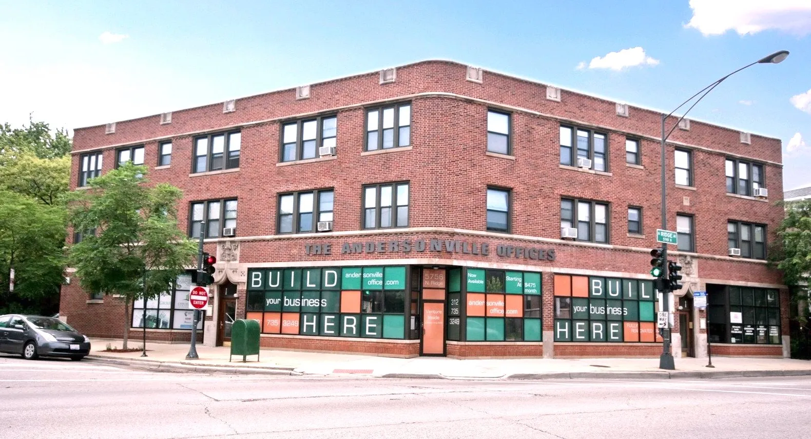 1400 West Edgewater Apartments
