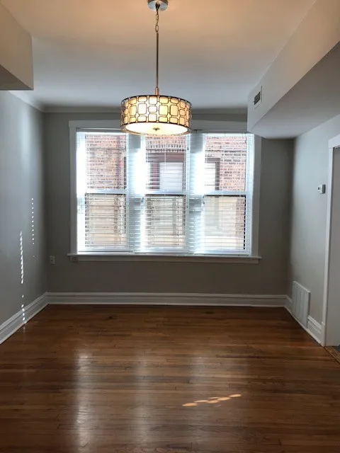 1401 West Irving Park Apartments