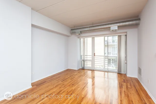 1440 S Michigan Apartments