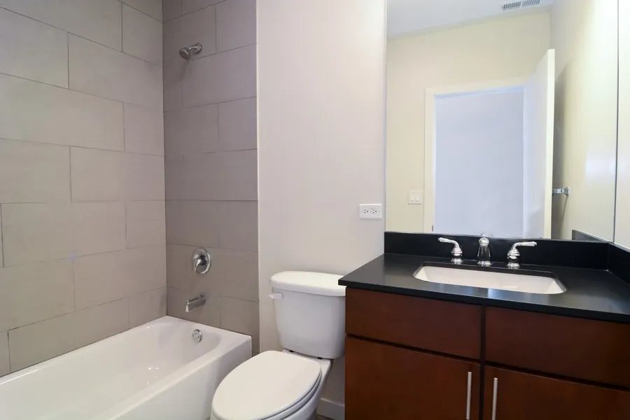 1458 W CHICAGO AVE 60642-unit#2-Chicago-IL