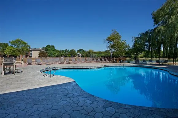 Barrington Lake Apartments