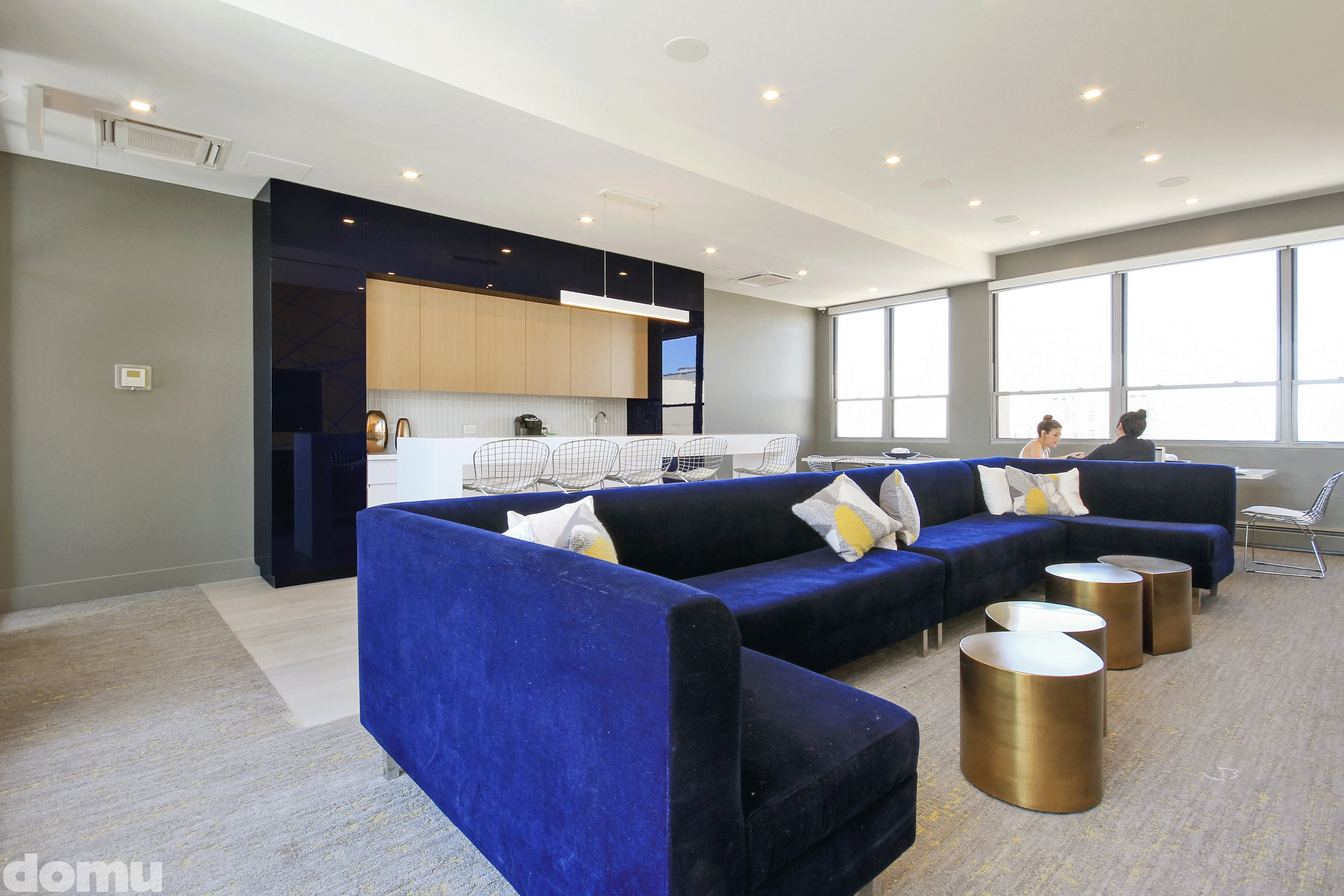 Wave Lakeview Apartments