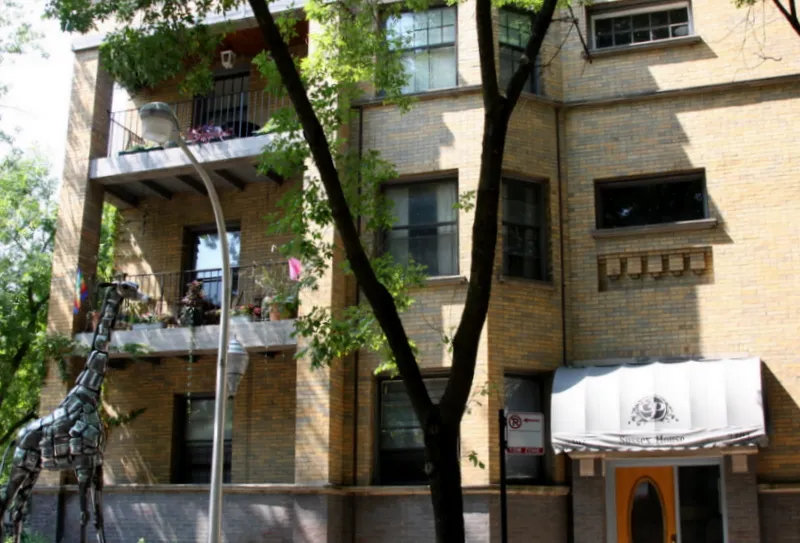 Sussex House Apartments