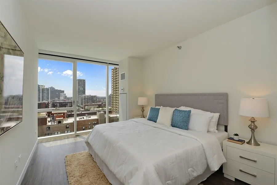 living room at 1407 On Michigan Apartments at 1407 South Michigan Ave