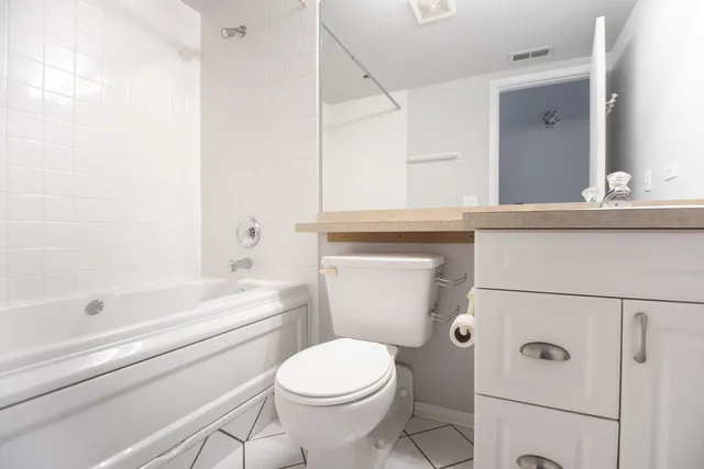 1601 S Indiana Lofts