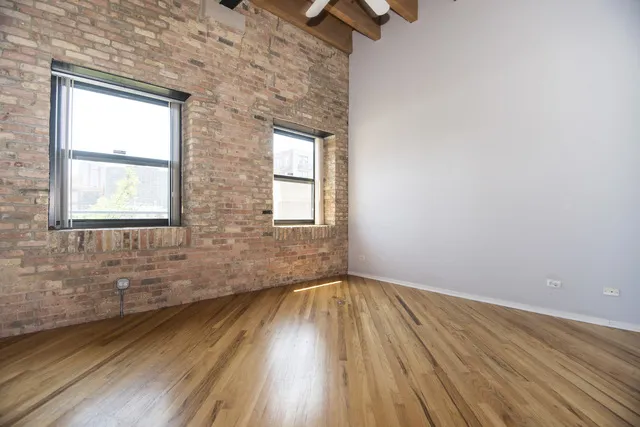 1601 S Indiana Lofts