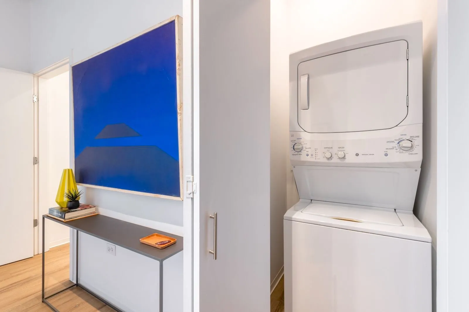 1611 West Division Apartments in Wicker Park, Chicago