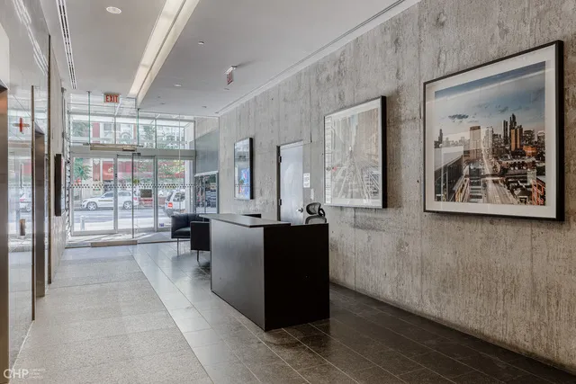 1620 S Michigan Apartments