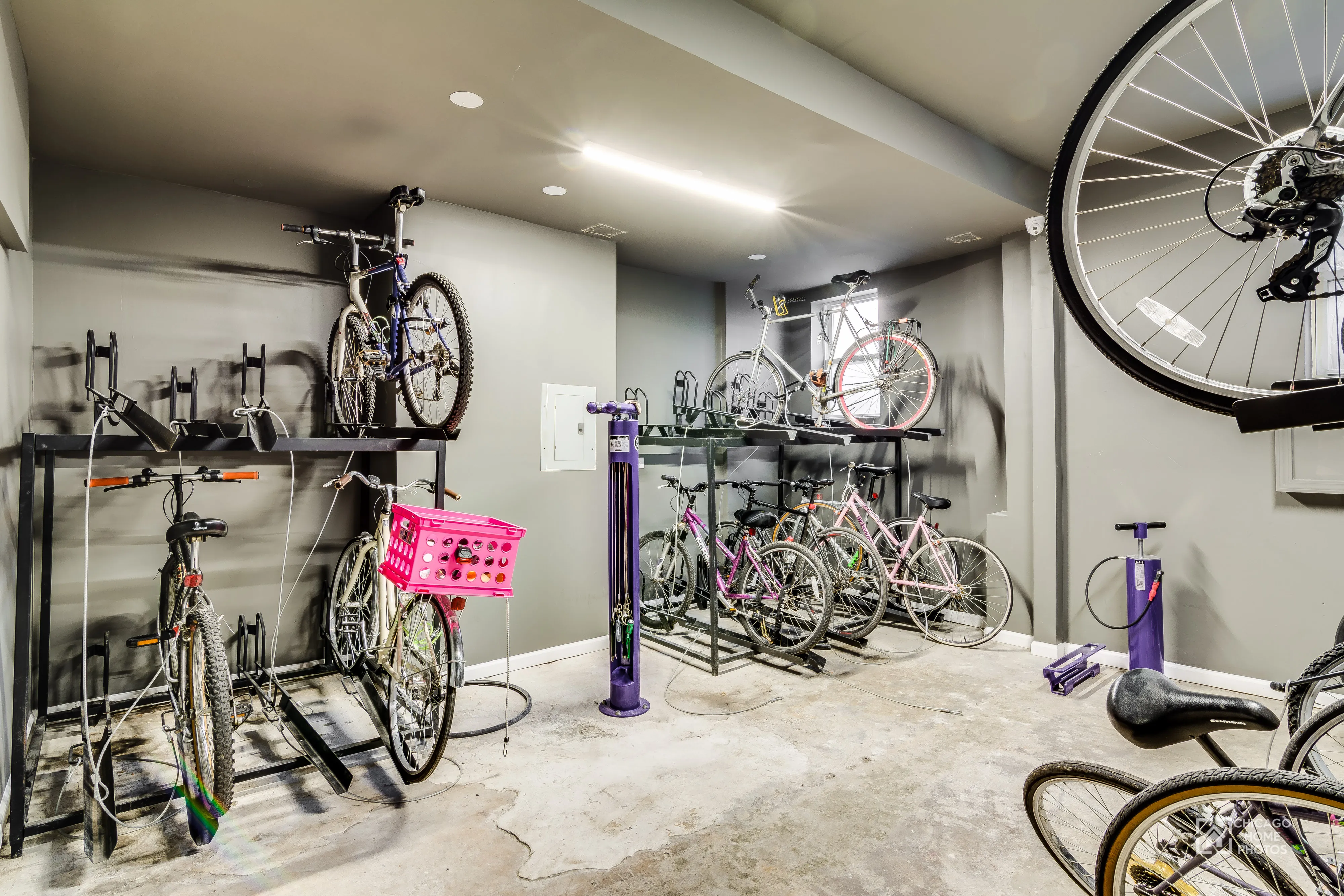stadard kitchen at 1627 North Humboldt Apartments in Chicago