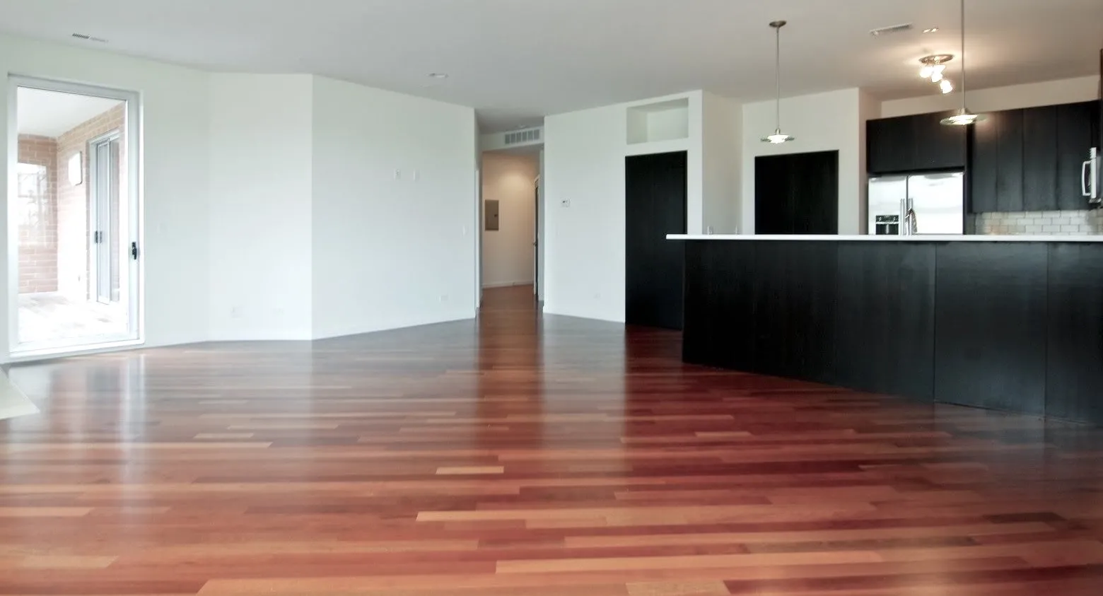 1635 West Cortland Apartments