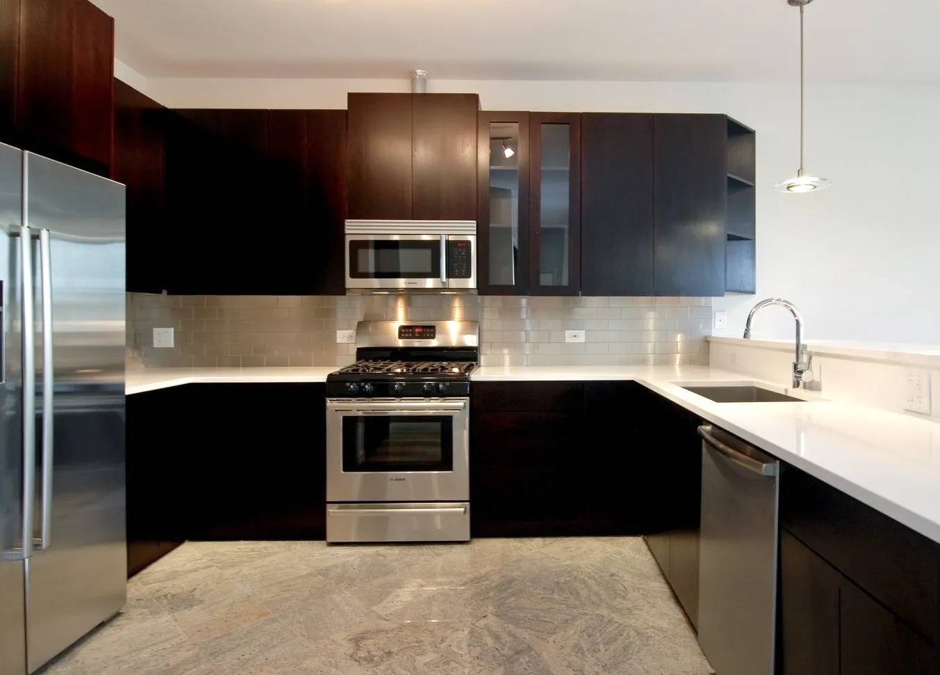 1635 West Cortland Apartments