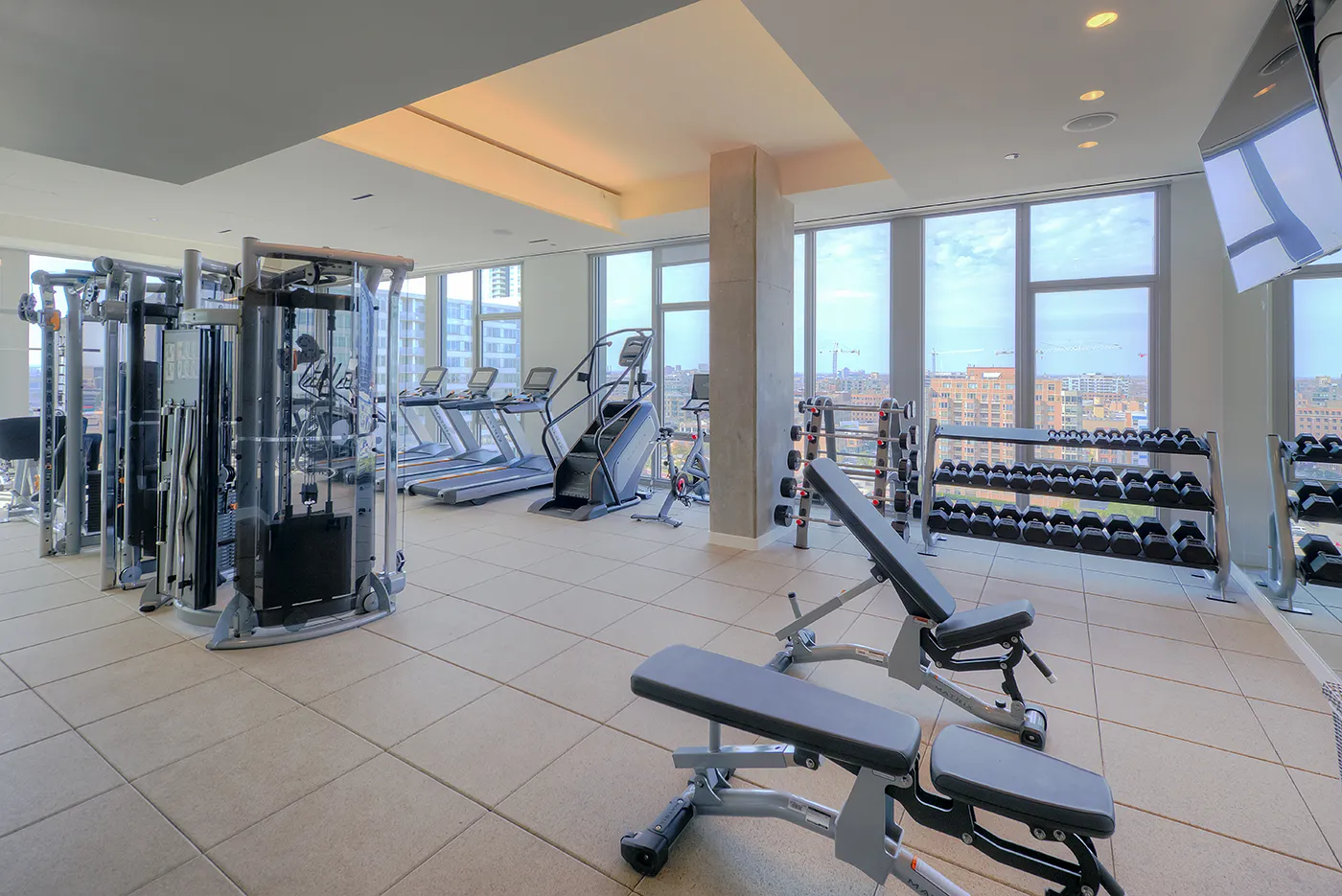 Emme Chicago Apartments