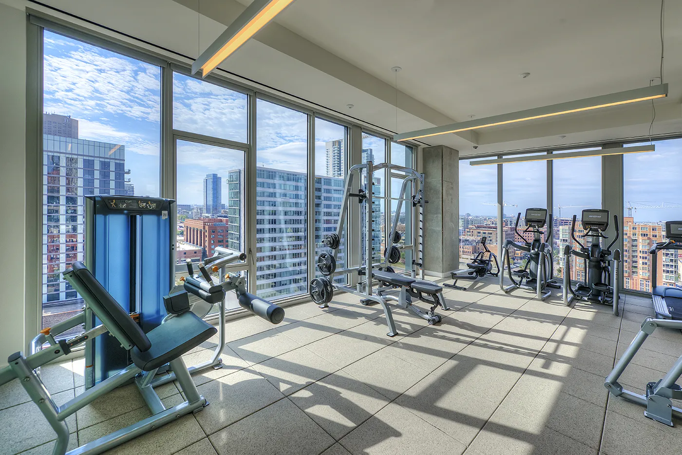 Emme Chicago Apartments