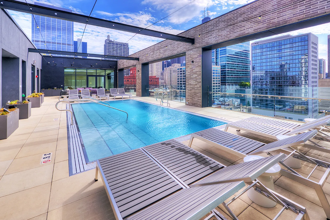 Emme Chicago Apartments