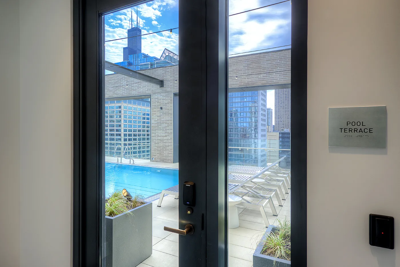 Emme Chicago Apartments