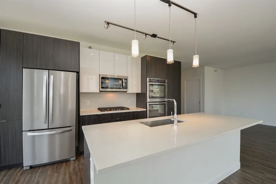 living room at 1407 On Michigan Apartments at 1407 South Michigan Ave