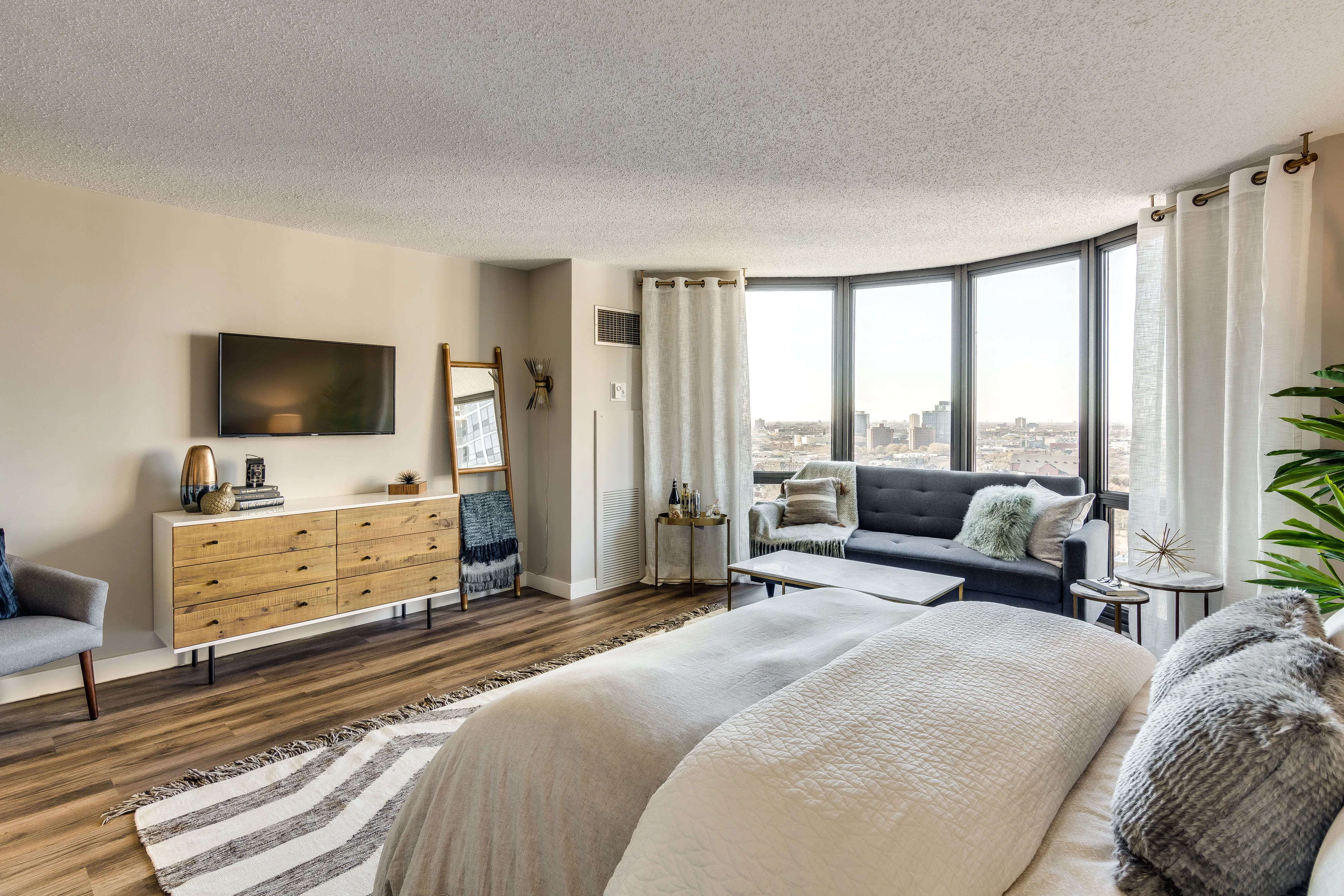 one bedroom model unit at Eugenie Terrace on the Park Apartments