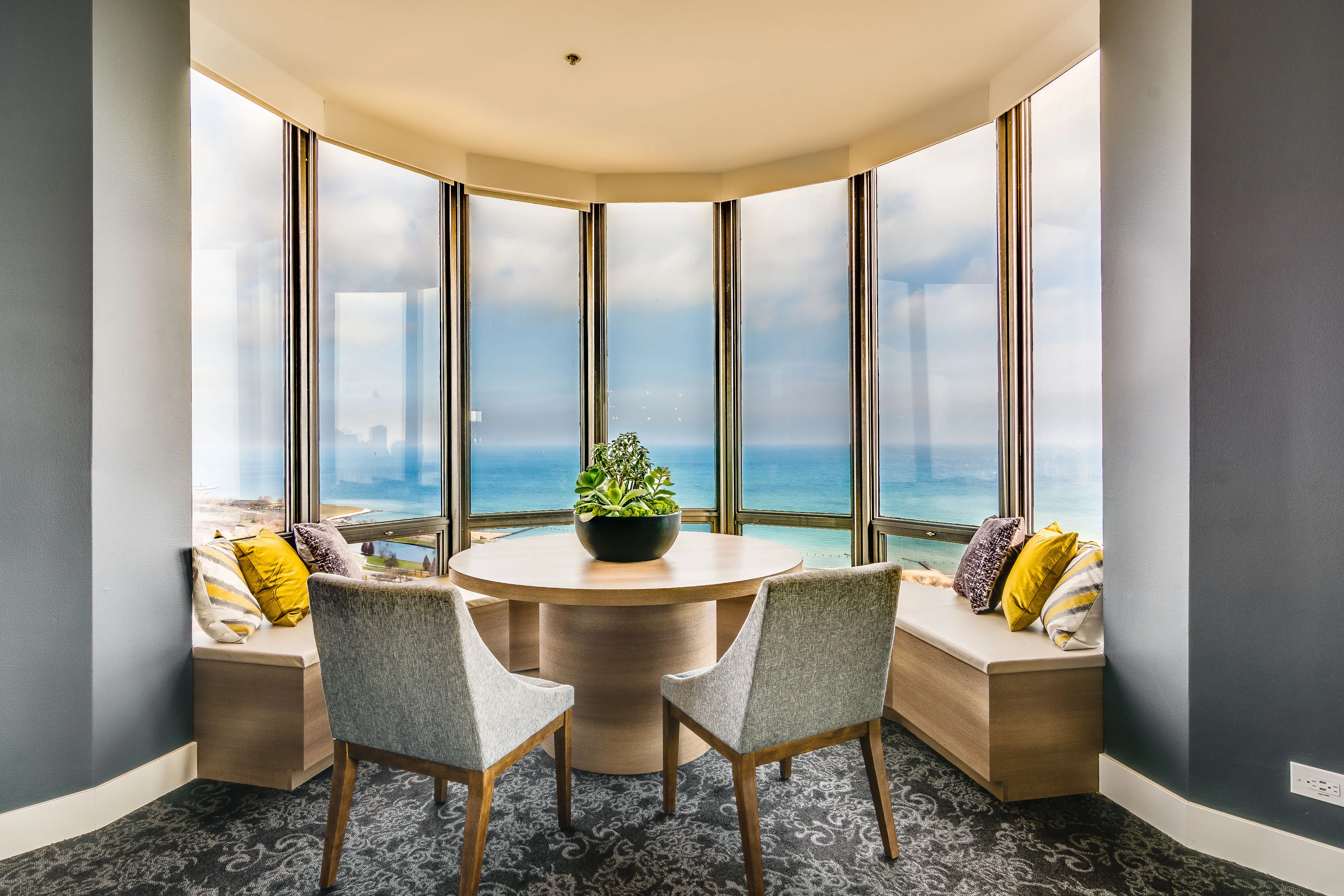 one bedroom model unit at Eugenie Terrace on the Park Apartments