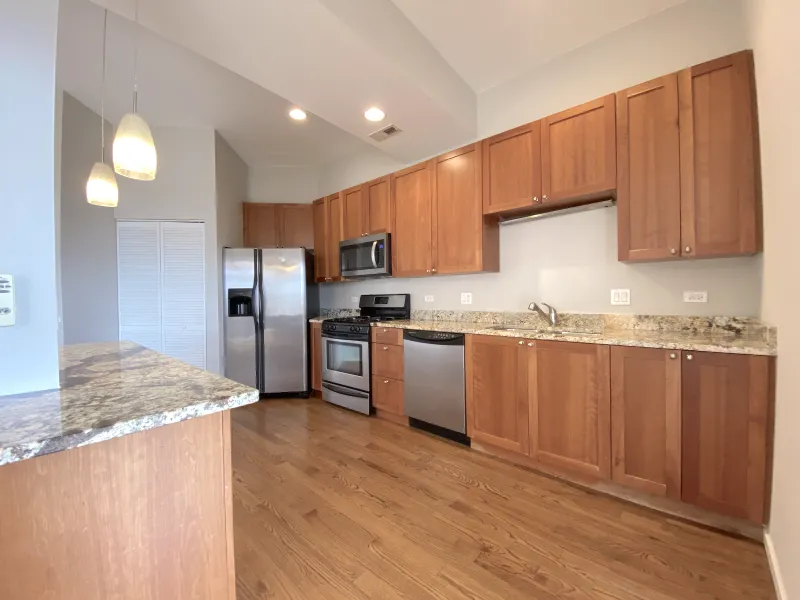 1800 Milwaukee Apartments