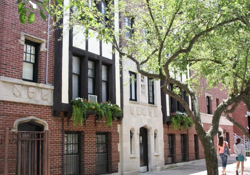 1807-09 N Lincoln Park West Apartments