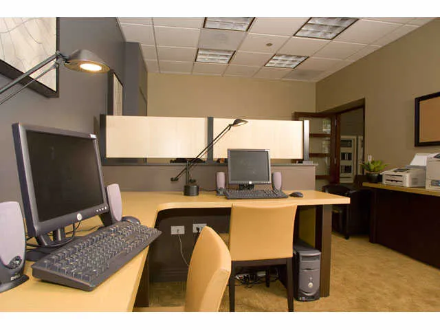 tower view of 180 North Jefferson Apartments in the West Loop Chicago