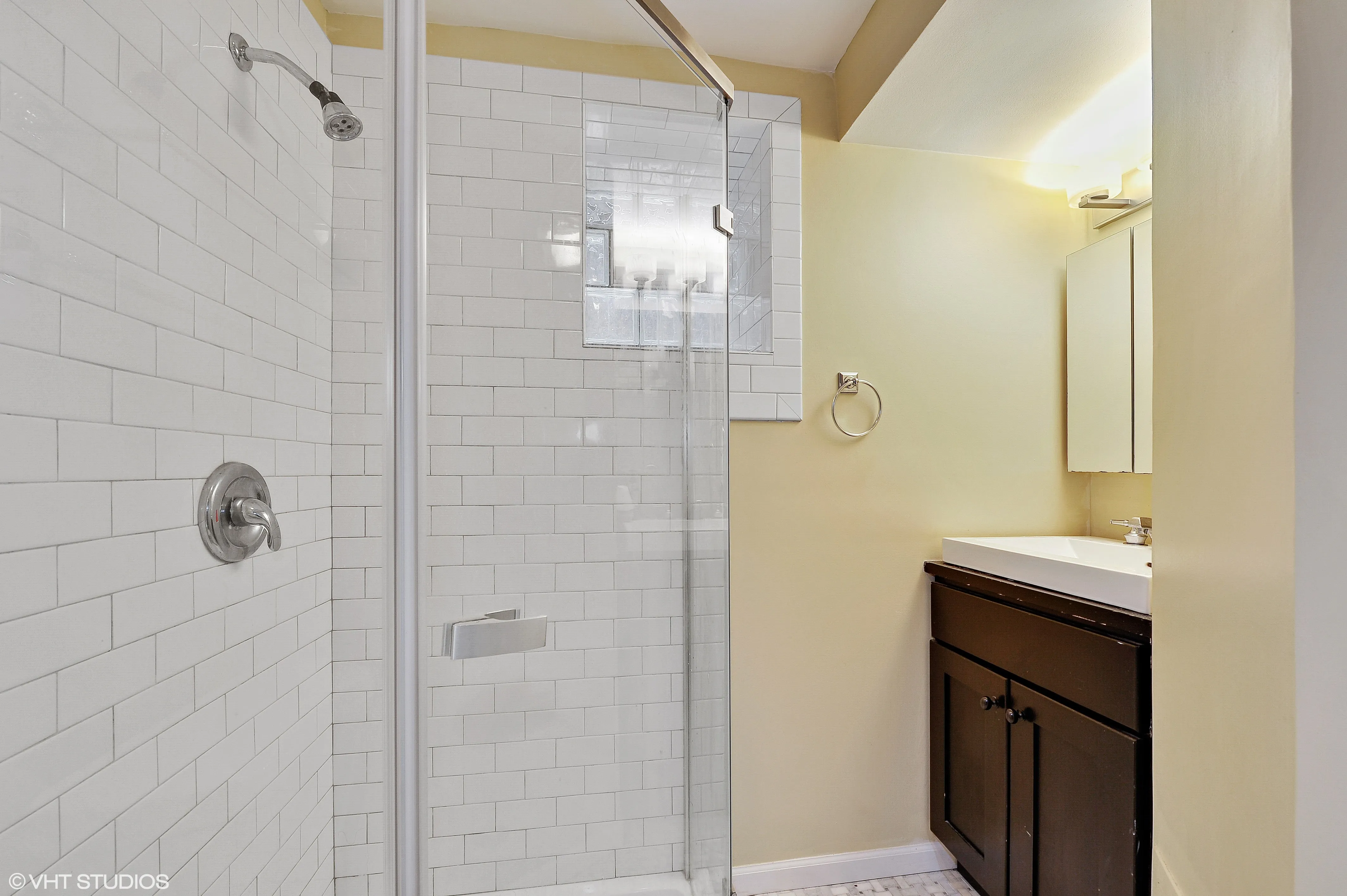 1917 N LARRABEE ST 60614-unit#GARD-Chicago-IL