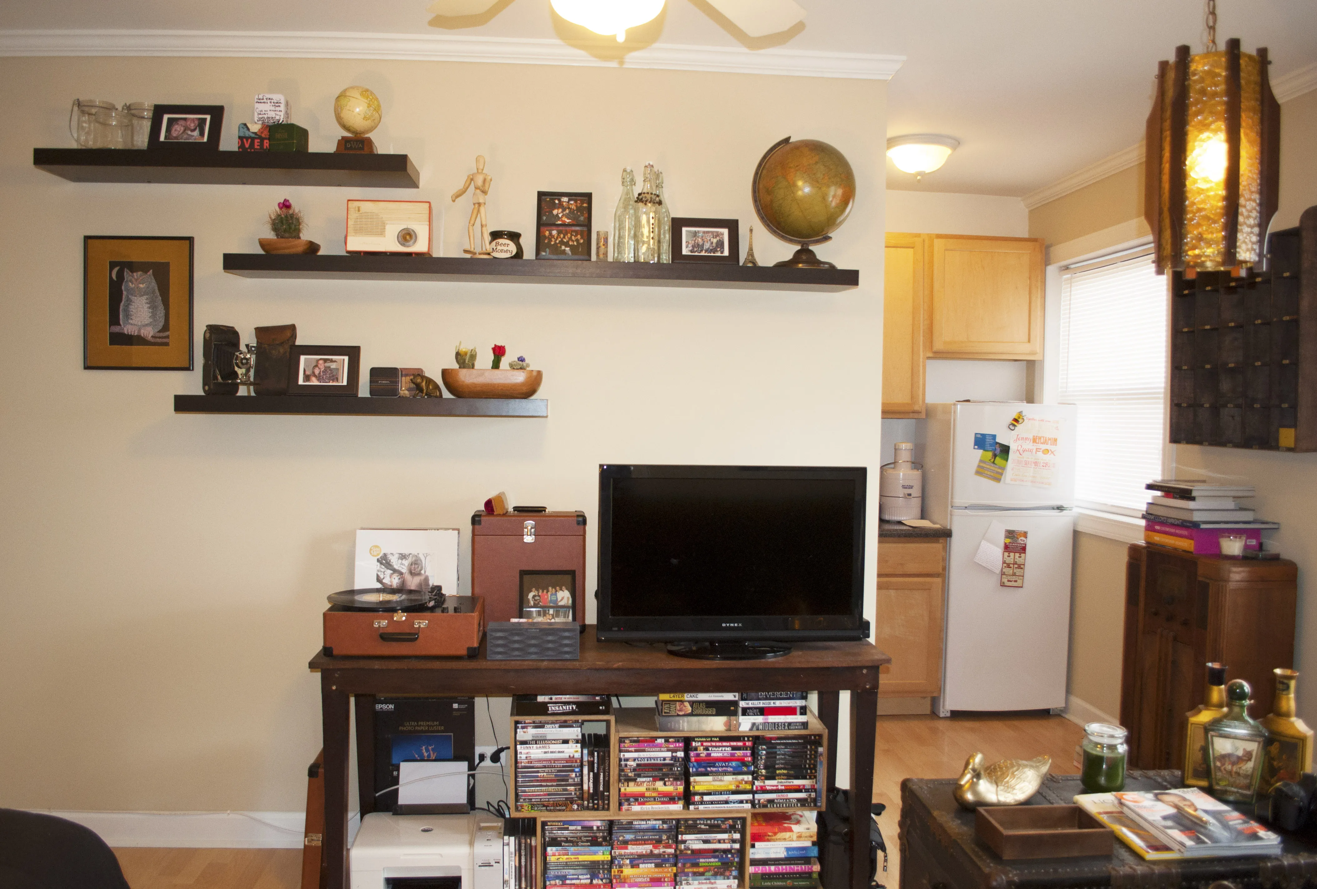 furnished living room apt 601 at 1939 N Lincoln Apartments in Lincoln Park 