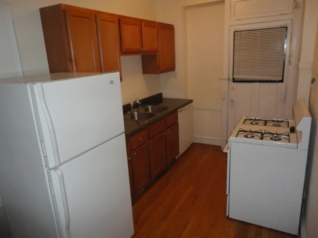 Wilson & Winchester Apartments