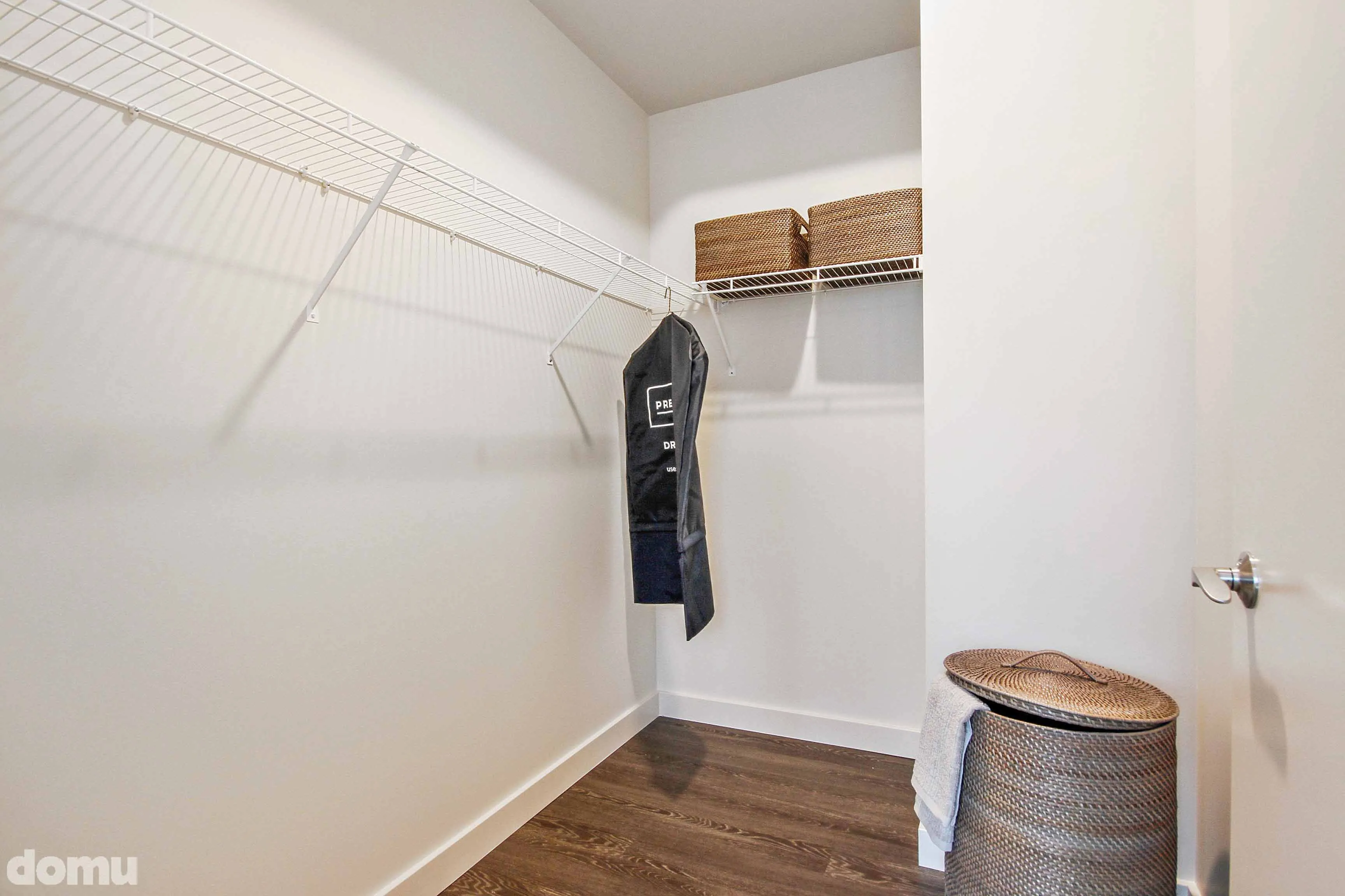 living room model unit at 640 North Wells Apartments in River North Chicago