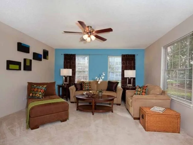 Brookdale Lakes Apartments