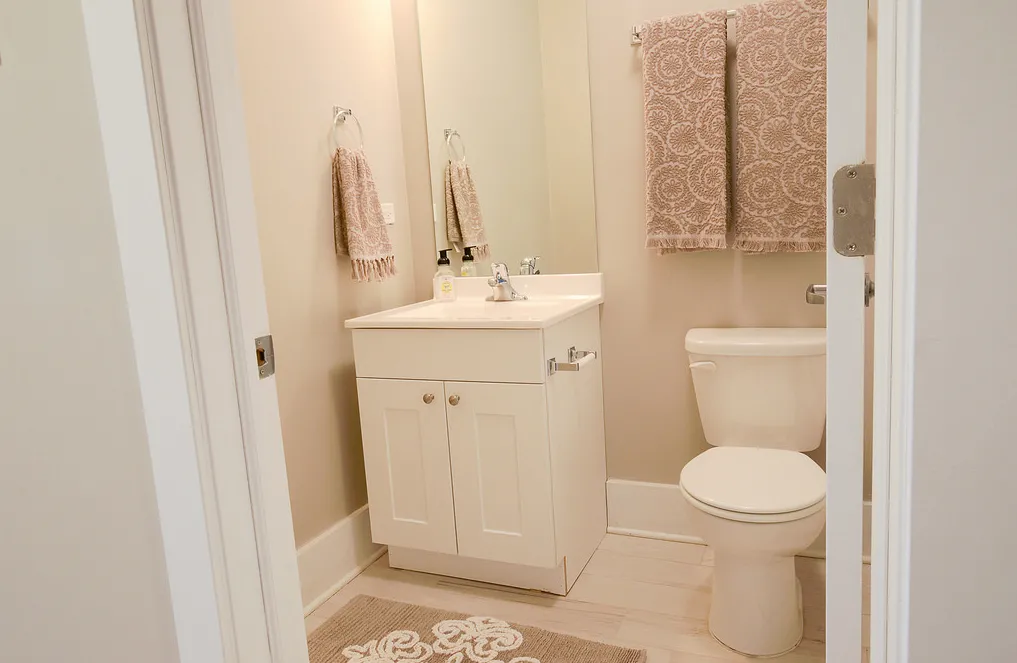 exposed brick in living room of 3141 North Sheffield Apartments in Lakeview