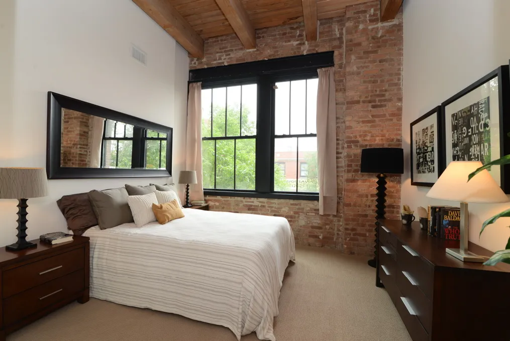 corner view of the historic Vesta Lofts in the south loop of chicago