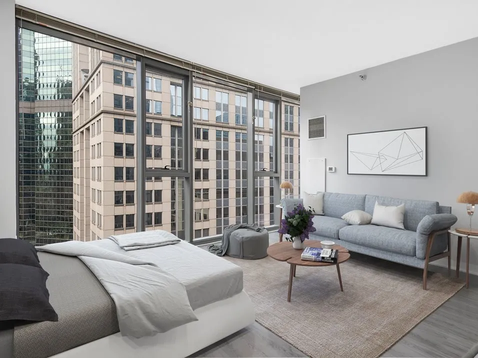 Lake & Wells Apartments in the Chicago Loop
